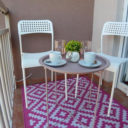 Apartament Quiet Center Sremska Mitrovica Zewnętrze zdjęcie