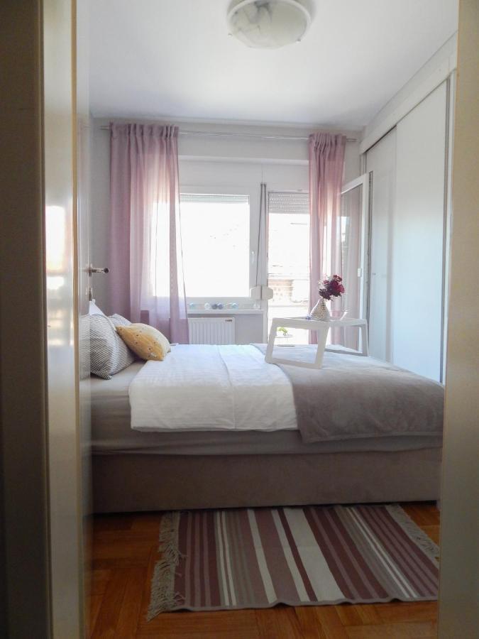 Apartament Quiet Center Sremska Mitrovica Zewnętrze zdjęcie