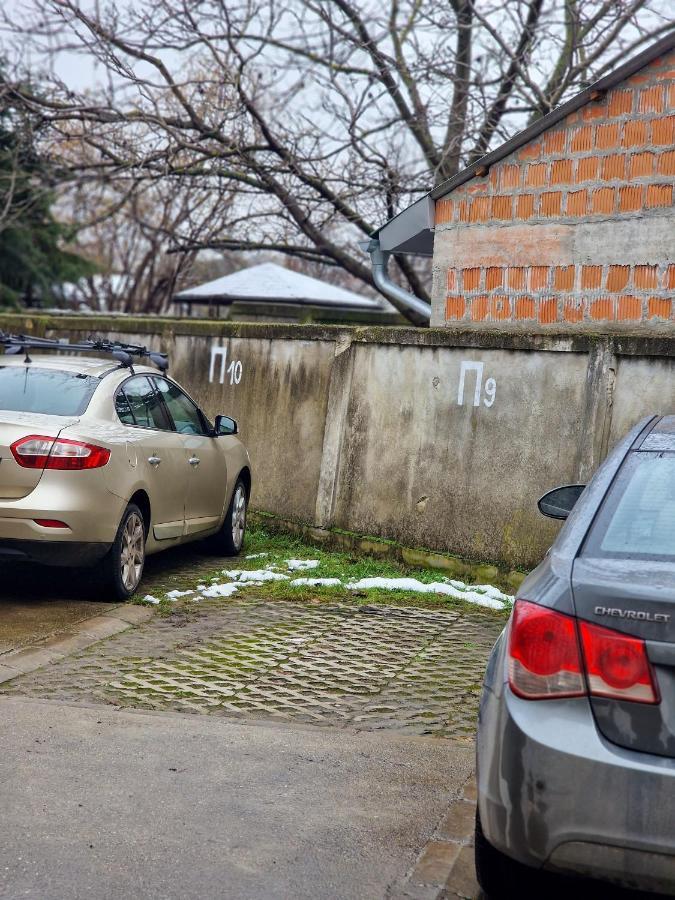 Apartament Quiet Center Sremska Mitrovica Zewnętrze zdjęcie